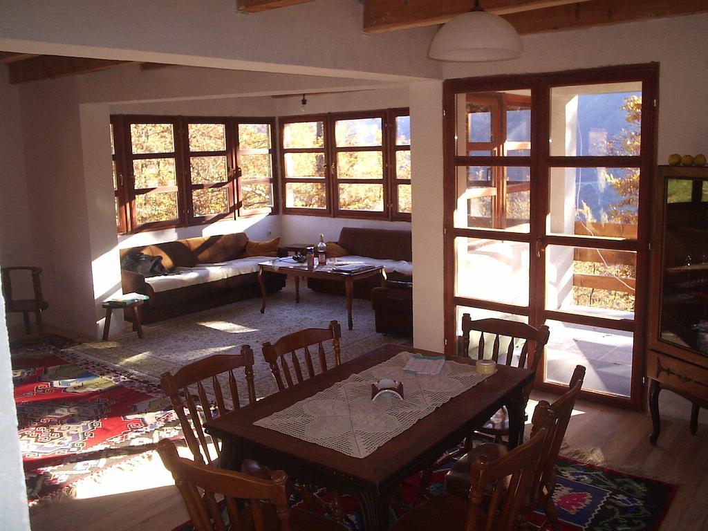 Guest House Tara Canyon Pljevlja Kültér fotó